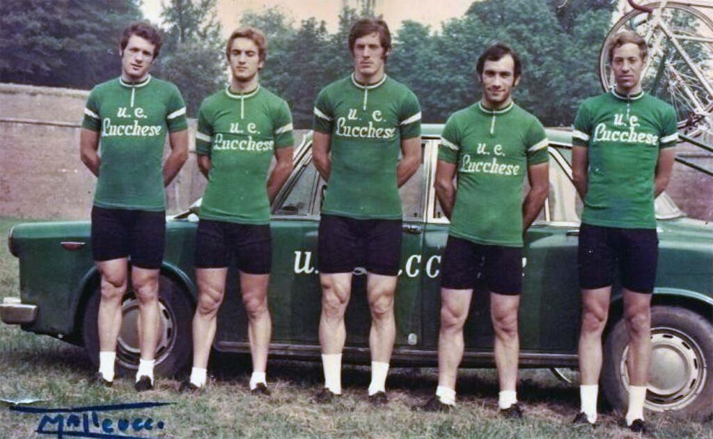 foto squadra U.C. Lucchese dilettanti anno 1974